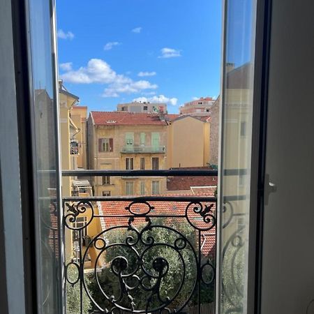 Apartamento Menton Charming Studio Exterior foto
