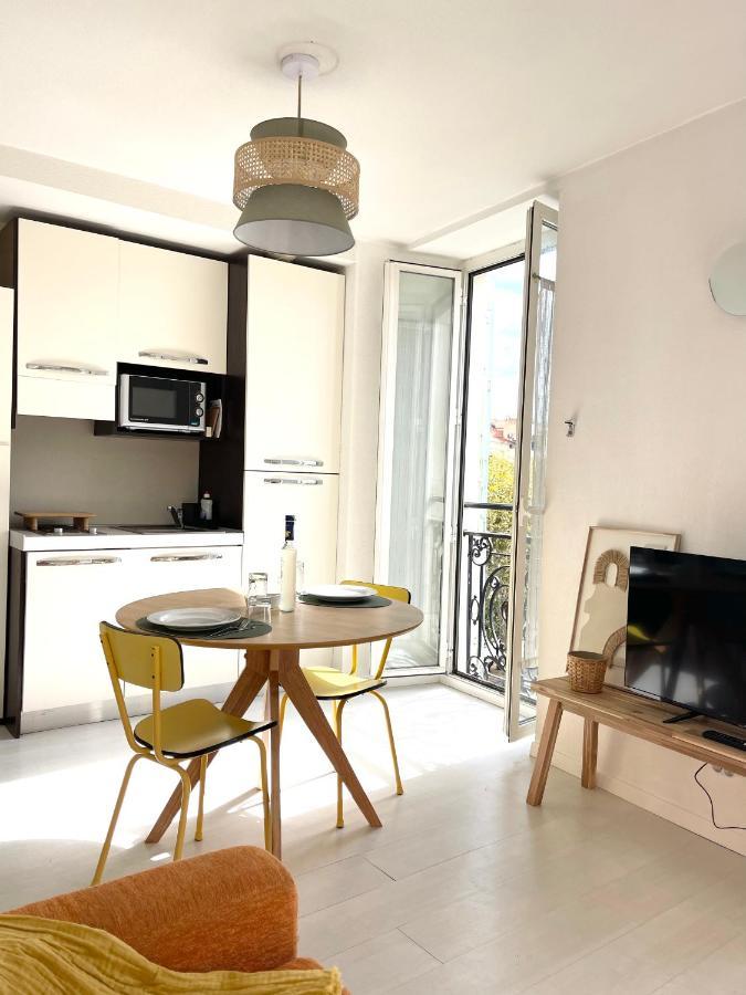 Apartamento Menton Charming Studio Exterior foto